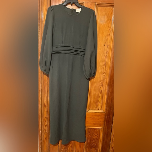 Elegant Dark Green Maxi Dress with Statement Balloon Sleeves, size medium - Picture 3 of 10